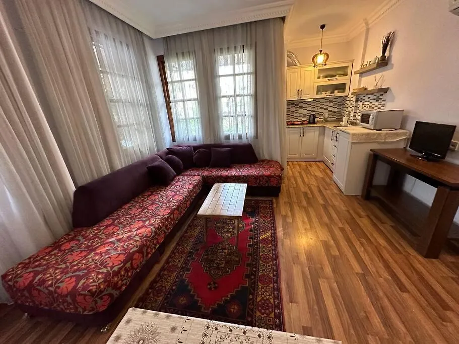 아파트 Sultan Suite - Entrance Floor 안탈리아